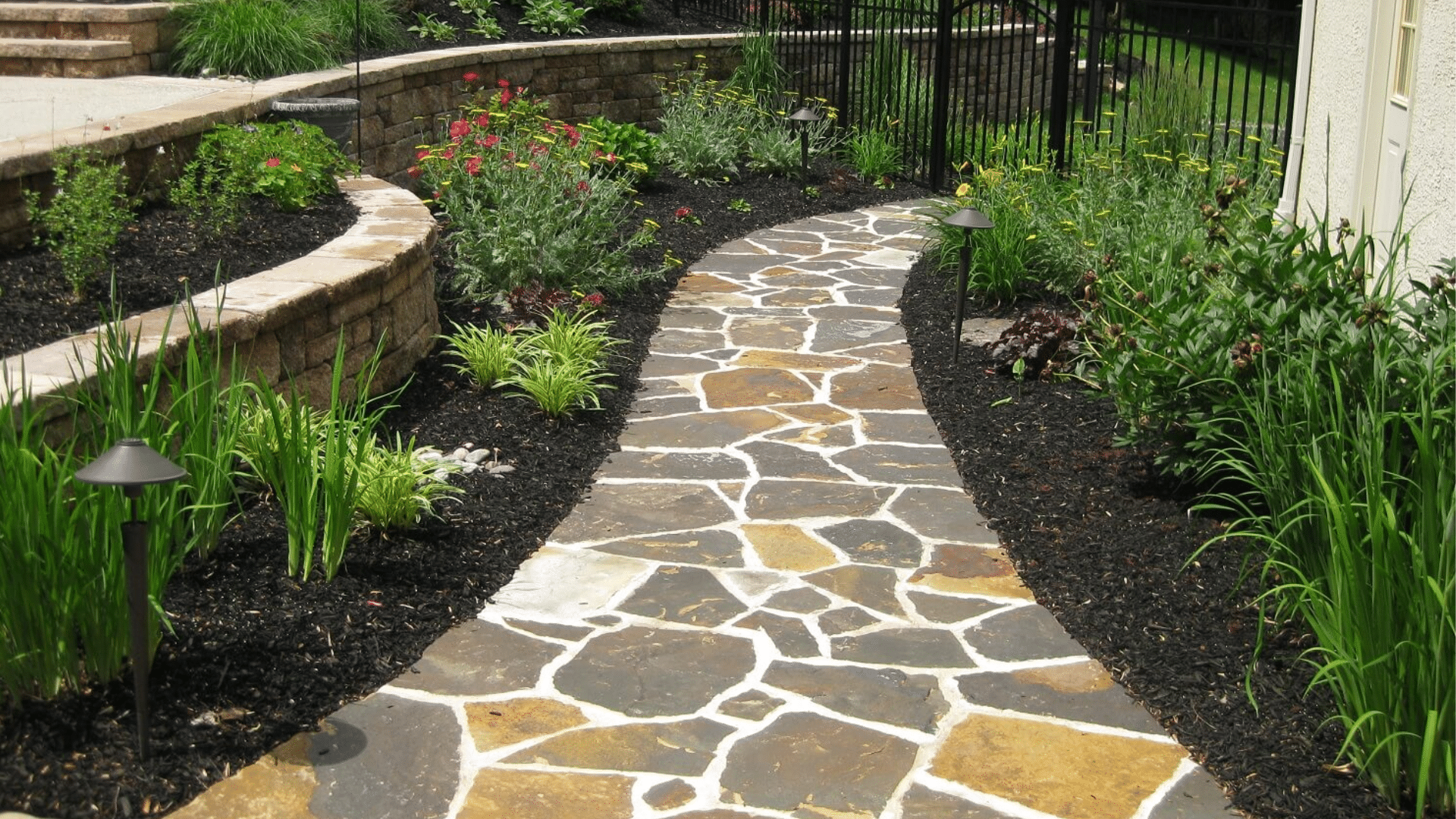 what is flagstone and how it compares to other stones